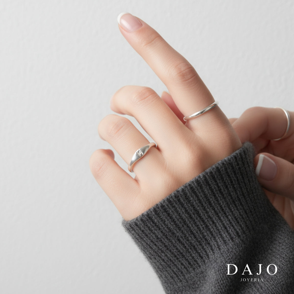 Anillo Thai con Inicial plata .925 - regalo para novia o mama | DAJO Joyeria