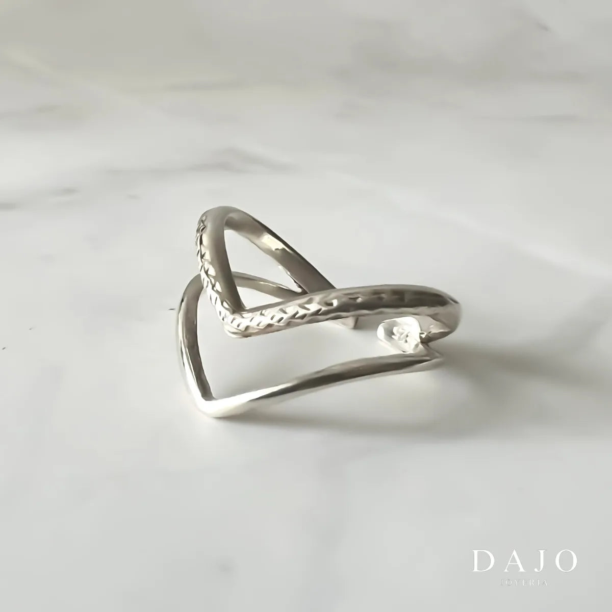 Anillo Doble V plata .925 - regalo para novia o mama | DAJO Joyeria