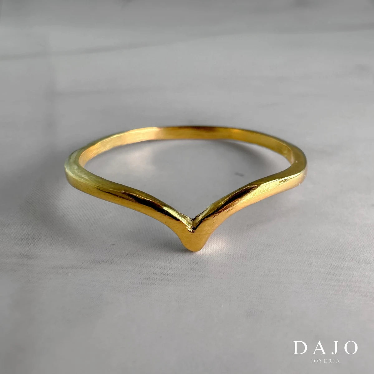 Joyería Anillo de plata .925 hecho a mano con forma de V / "V"