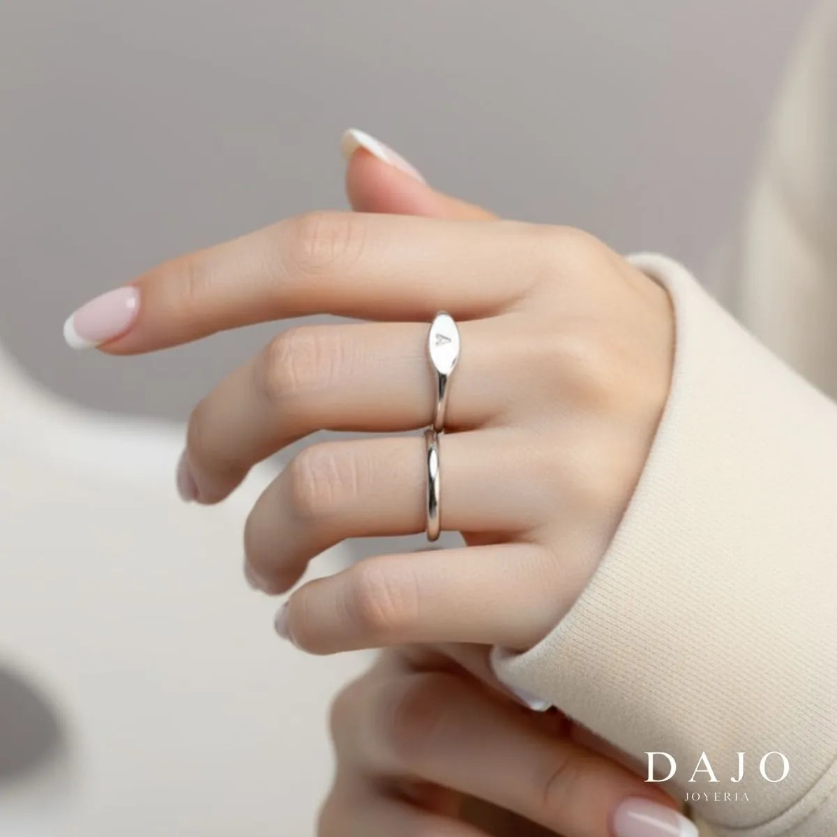 Anillo Botánica con Inicial