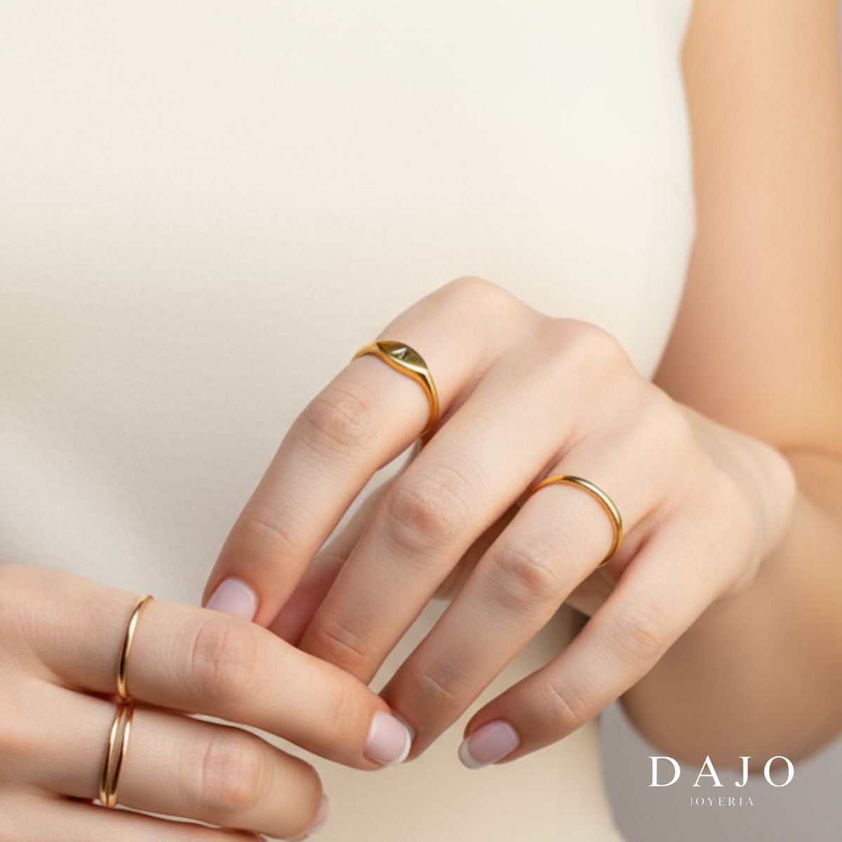 Anillo Botánica con Inicial