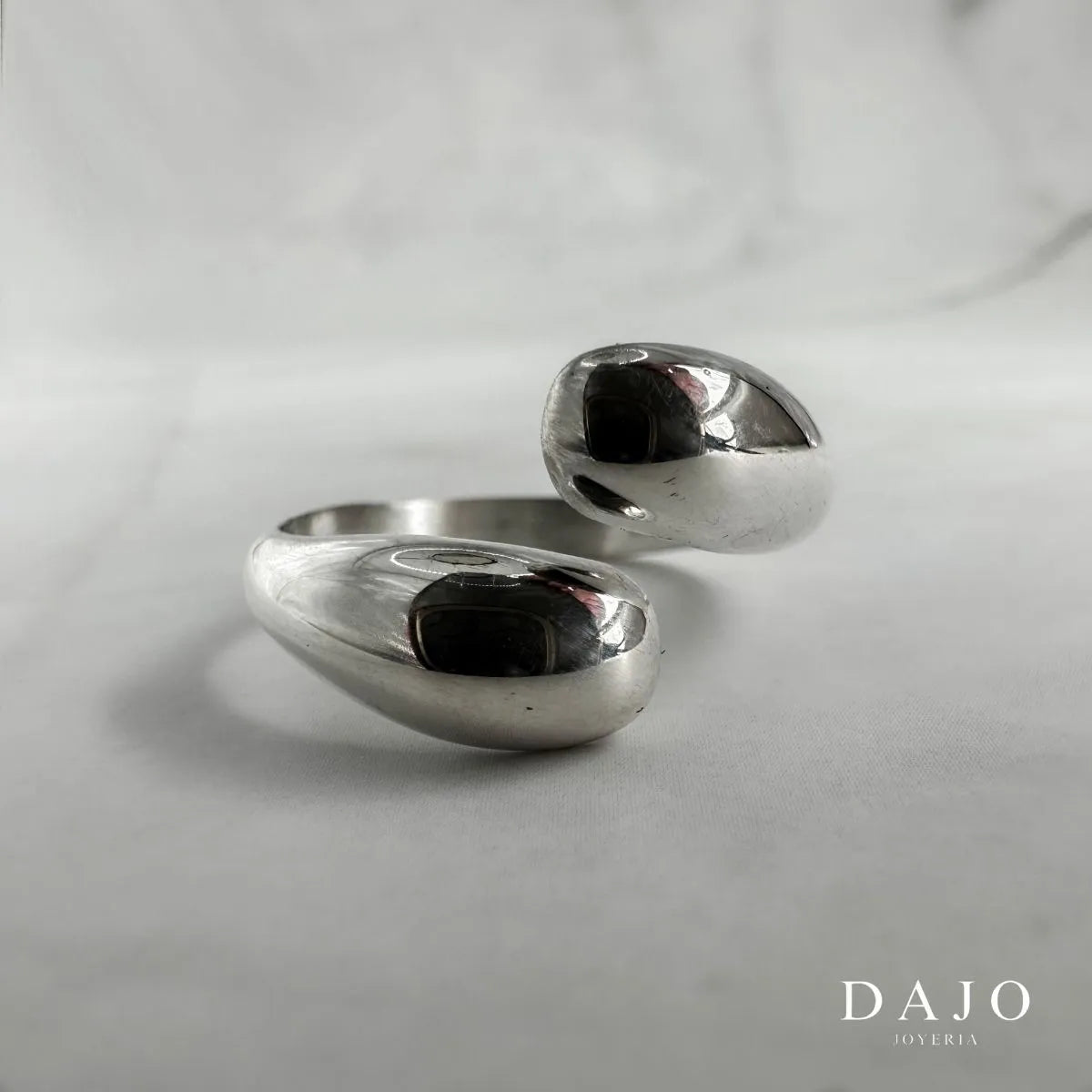 Joyería Anillo de plata .925 estilo chunky chic elegante ajustable diseño artesanal mexicano con forma de doble gota de agua