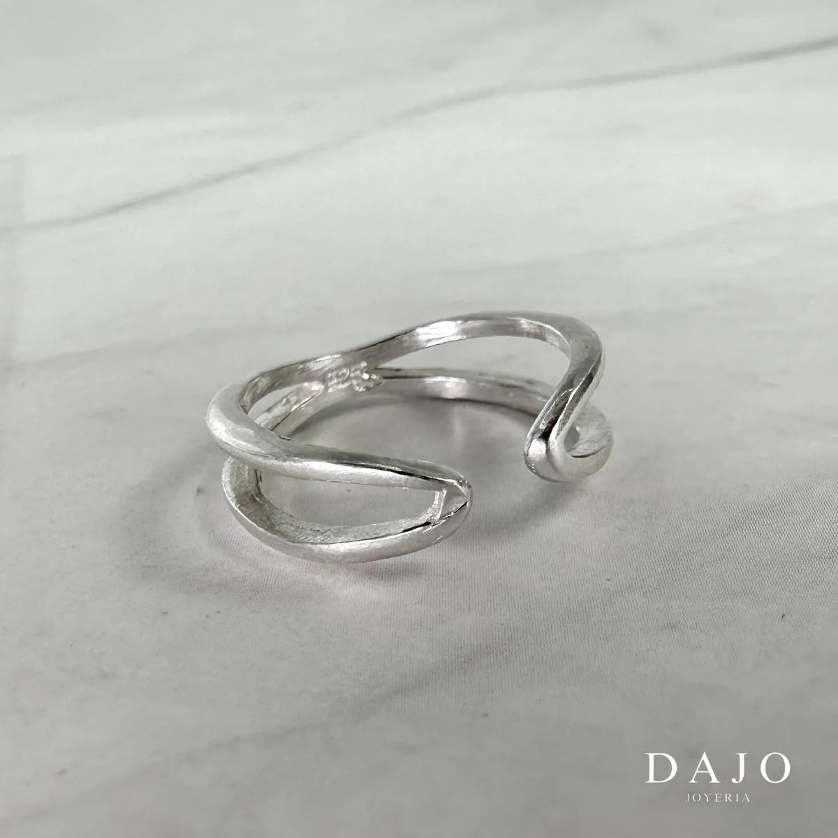 Joyería Anillo de plata .925 estilo mediano street formal diseño artesanal mexicano con forma de infinito endless