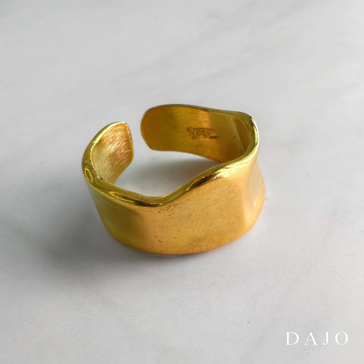 Anillo irregular (Oro Vermeil)