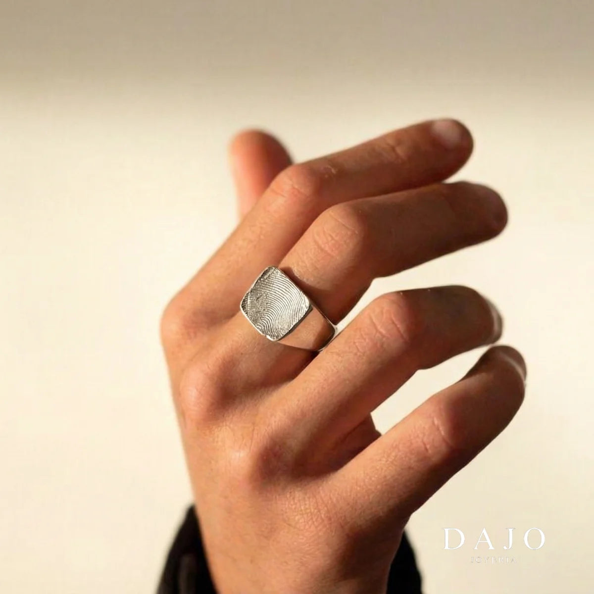 Anillo Huella Cuadrado Liso plata .925 - anillo con huella grabada personalizado | DAJO Joyeria