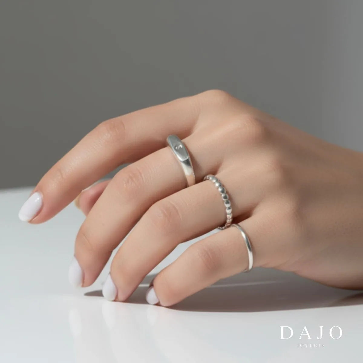 Anillo Rectangular con Inicial