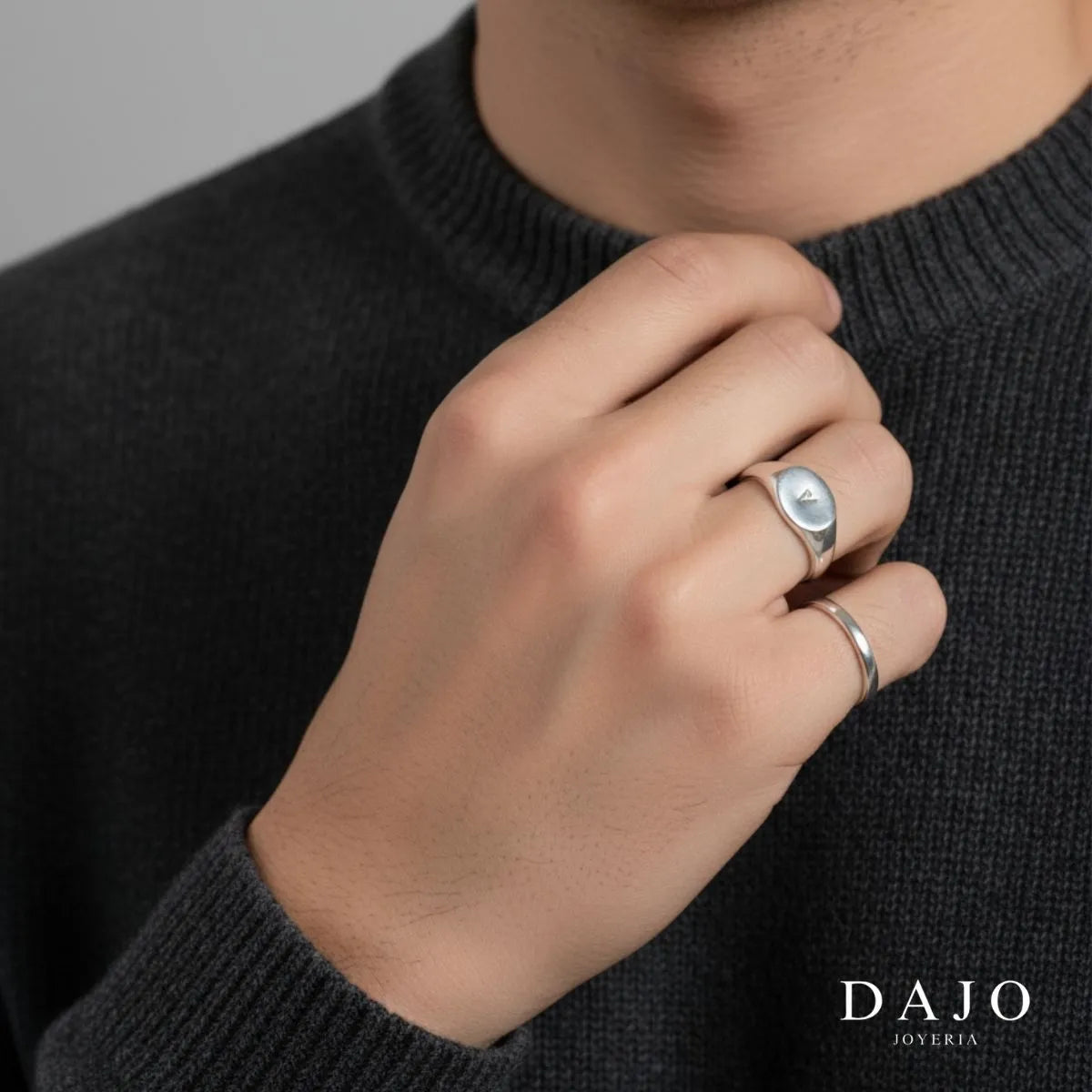 Anillo Circular con Inicial plata .925 - regalo para novia o mama | DAJO Joyeria
