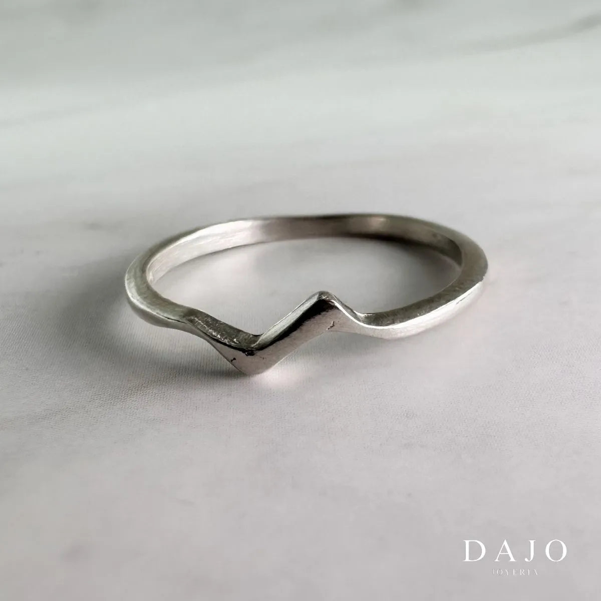 Anillo Zig Zag plata .925 - regalo para novia o mama | DAJO Joyeria