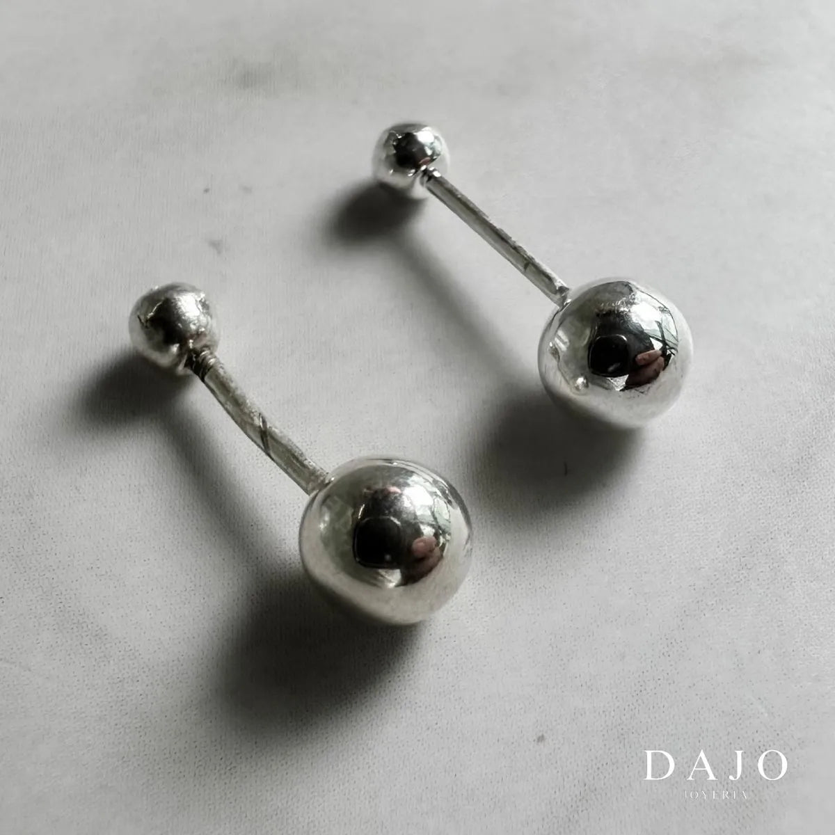 Arete Bola 4 mm plata .925 - regalo para novia o mama | DAJO Joyeria