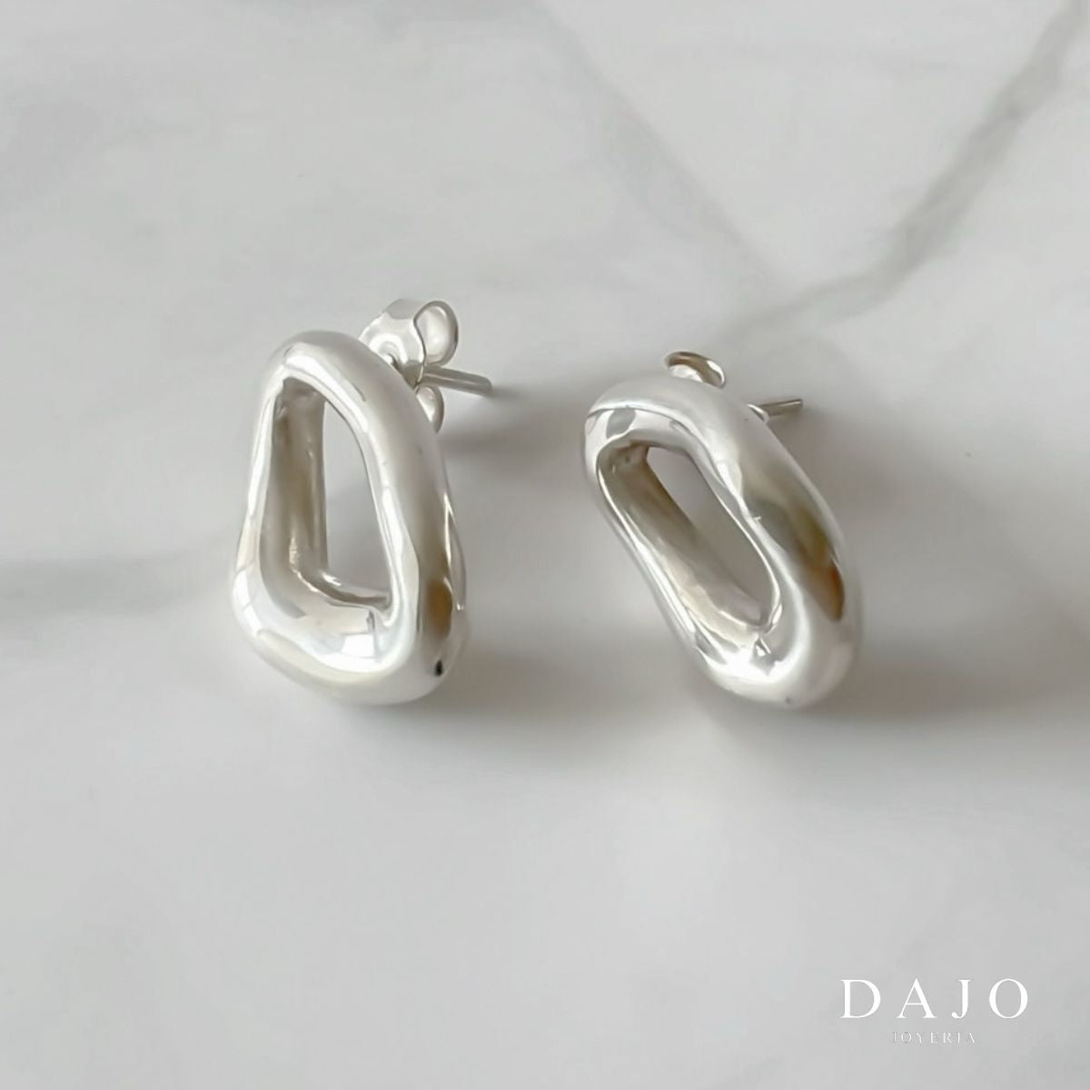 Arete Drop Irregular