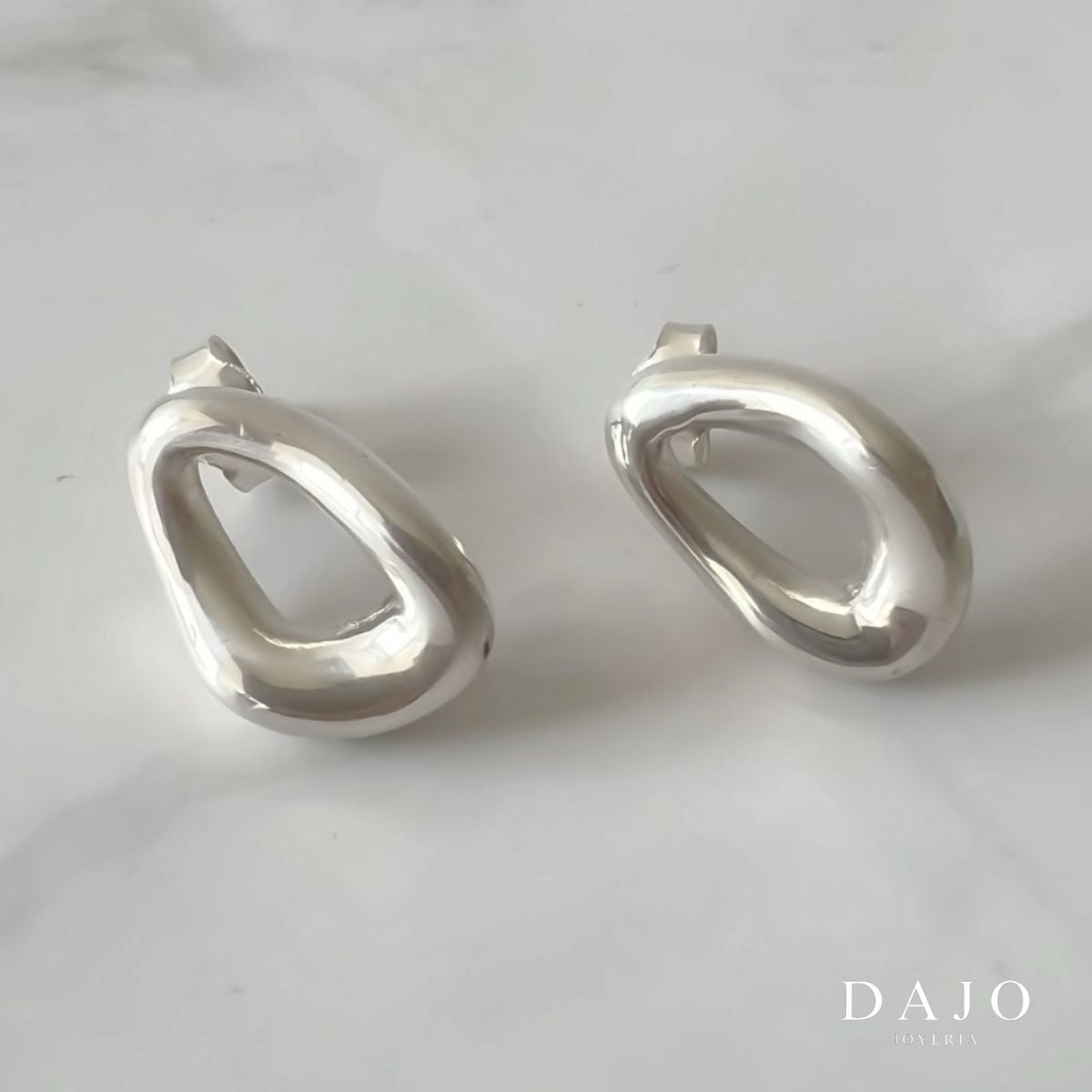 Arete Drop Irregular