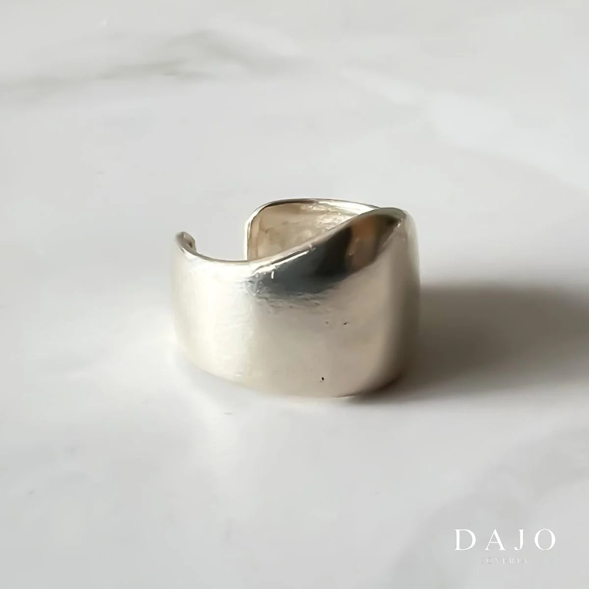 Earcuff Irregular plata .925 - joyeria artesanal hecha a mano en Mexico | DAJO