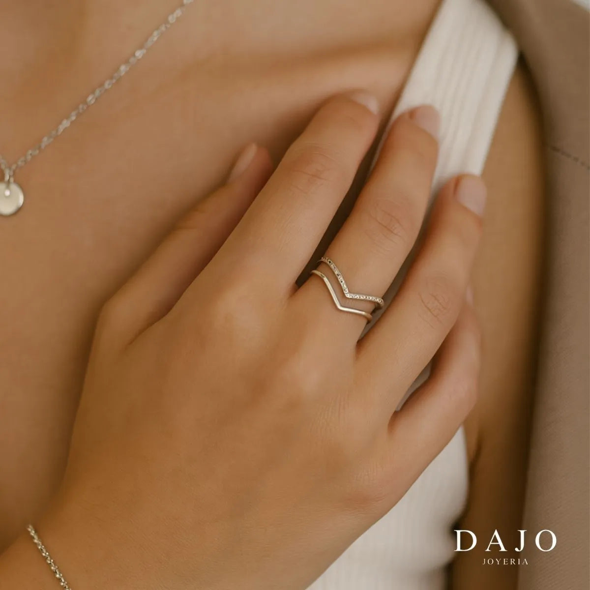 Anillo Doble V plata .925 - regalo para novia o mama | DAJO Joyeria