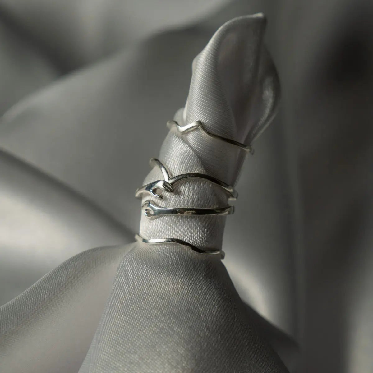 Colección minimalista joyería plata .925 diseños simples elegantes