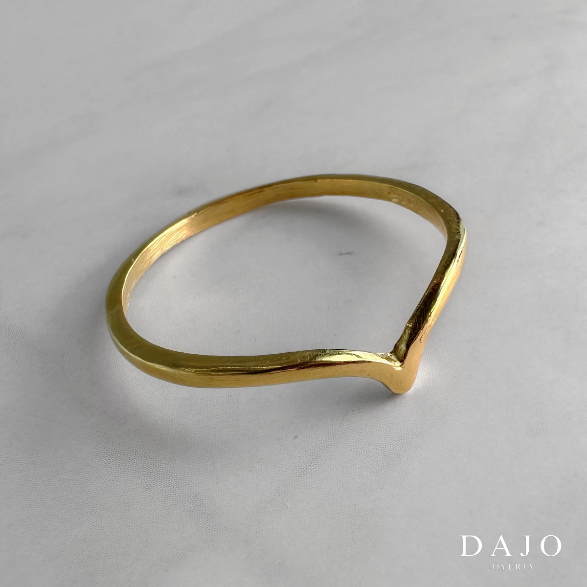 Joyería Anillo de Oro Vermeil Anillo de Plata .925 cubierto de Oro de 14K Oro de 14 quilates hecho a mano con forma de V / "V"