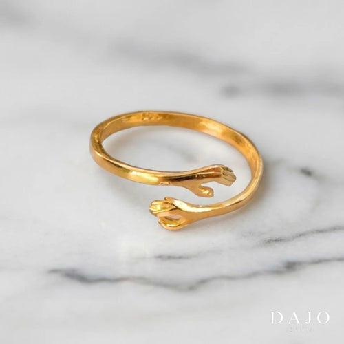 Anillo Abrazo / Apapacho de oro sólido de DAJO, banda de 2 mm que abraza el dedo