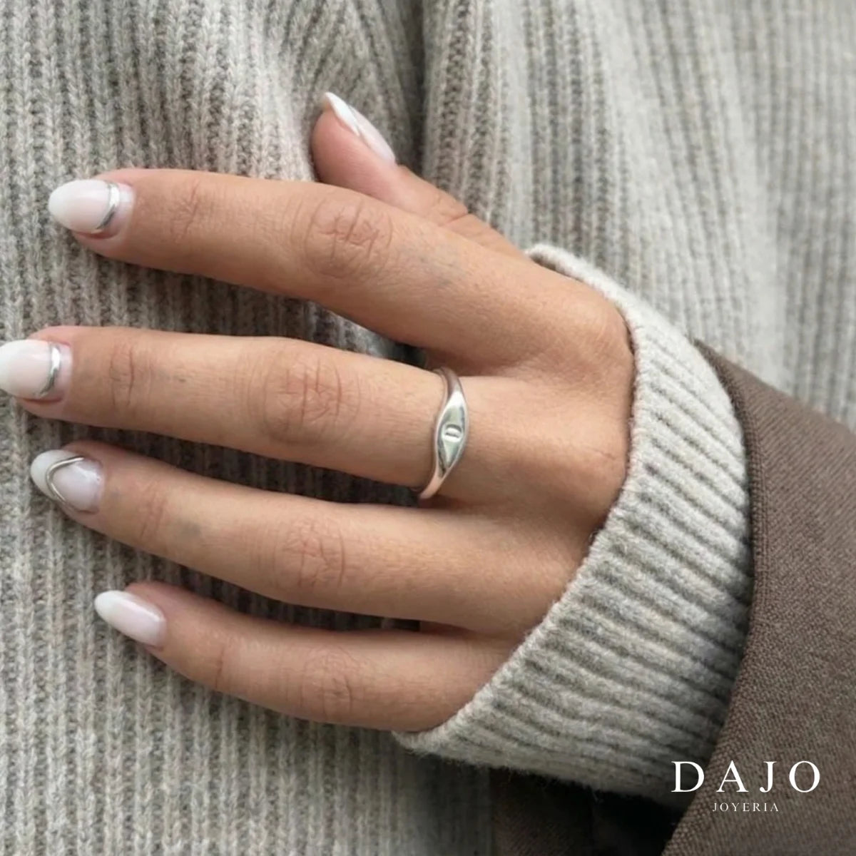 Anillo Botánica con Inicial plata .925 - regalo para novia o mama | DAJO Joyeria