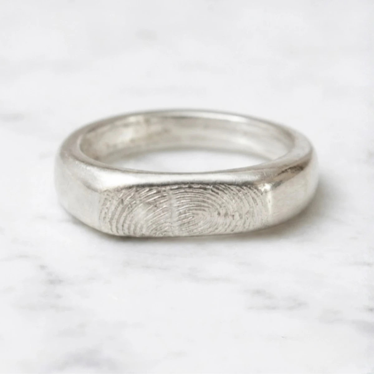 Anillo Huella Rectangular - Individual plata .925 - anillo con huella grabada personalizado | DAJO Joyeria