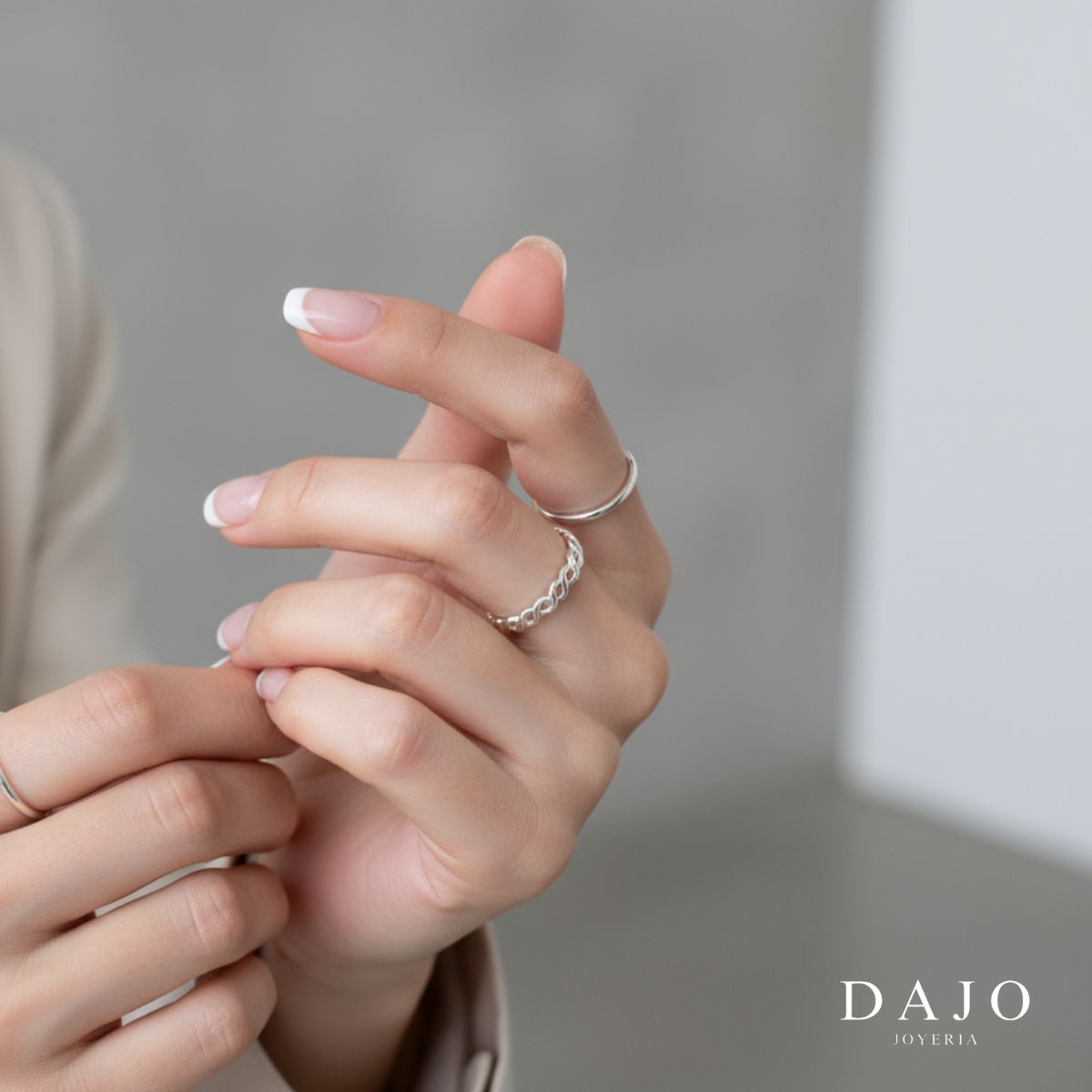 Anillo Mini Eterno