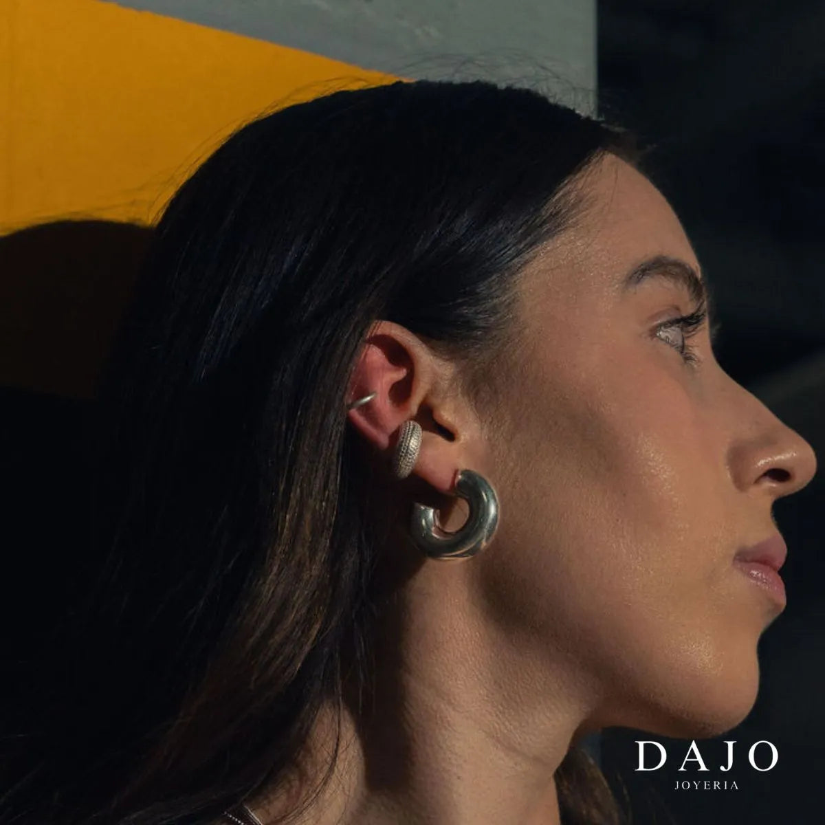 Earcuff Liso plata .925, pieza hecha a mano en México | DAJO