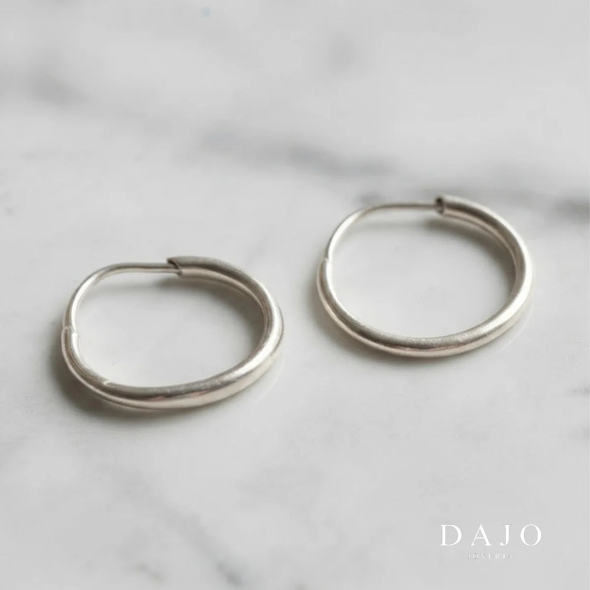 Arete Hoop 1 cm plata .925 - regalo para novia o mama | DAJO Joyeria