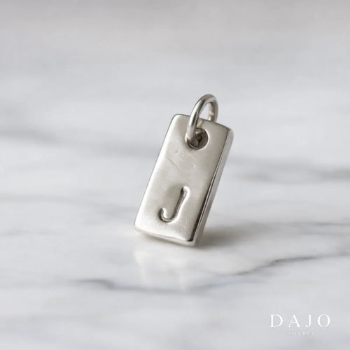 Dije Marco plata .925, pieza hecha a mano en México | DAJO [Plata punzón]