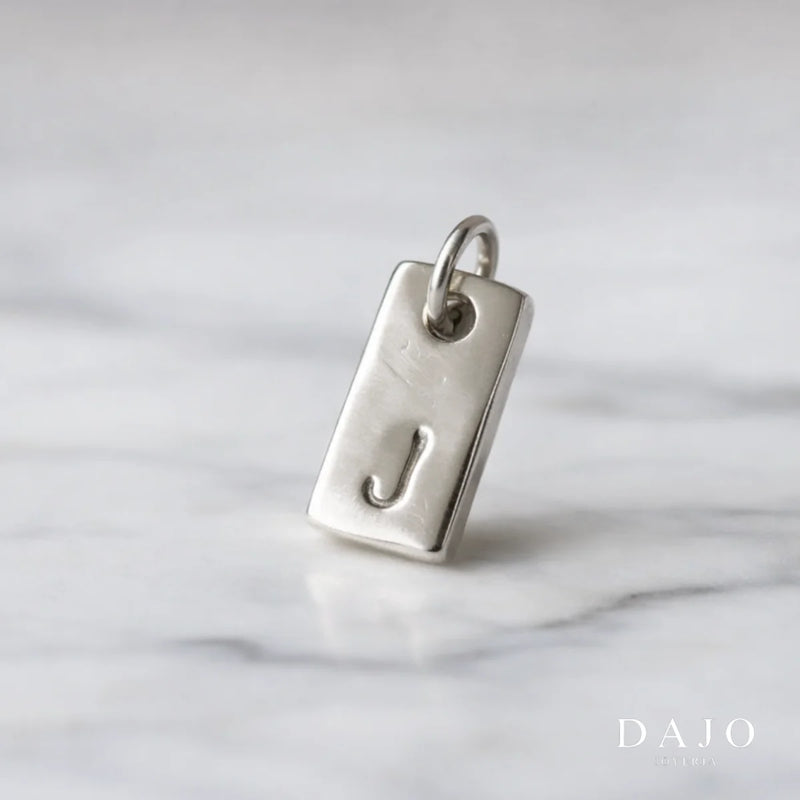 Dije Marco plata .925, pieza hecha a mano en México | DAJO [Plata punzón]