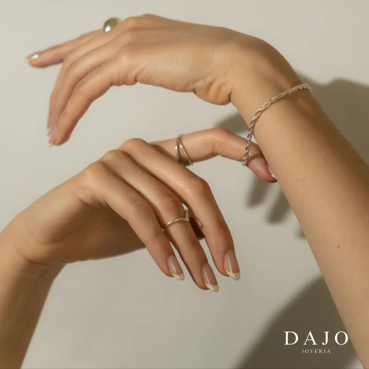 Anillo "V" plata .925 - regalo para novia o mama | DAJO Joyeria