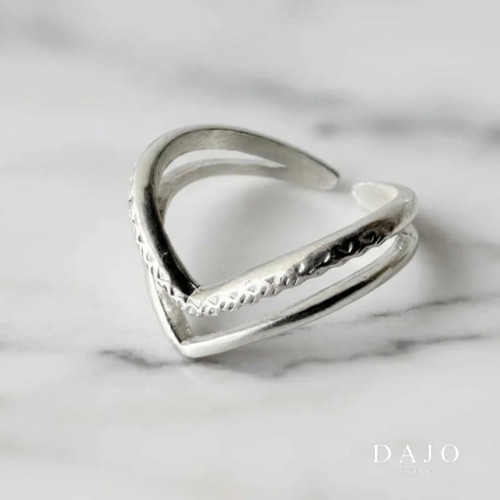 Anillo Doble V plata .925 - regalo para novia o mama | DAJO Joyeria