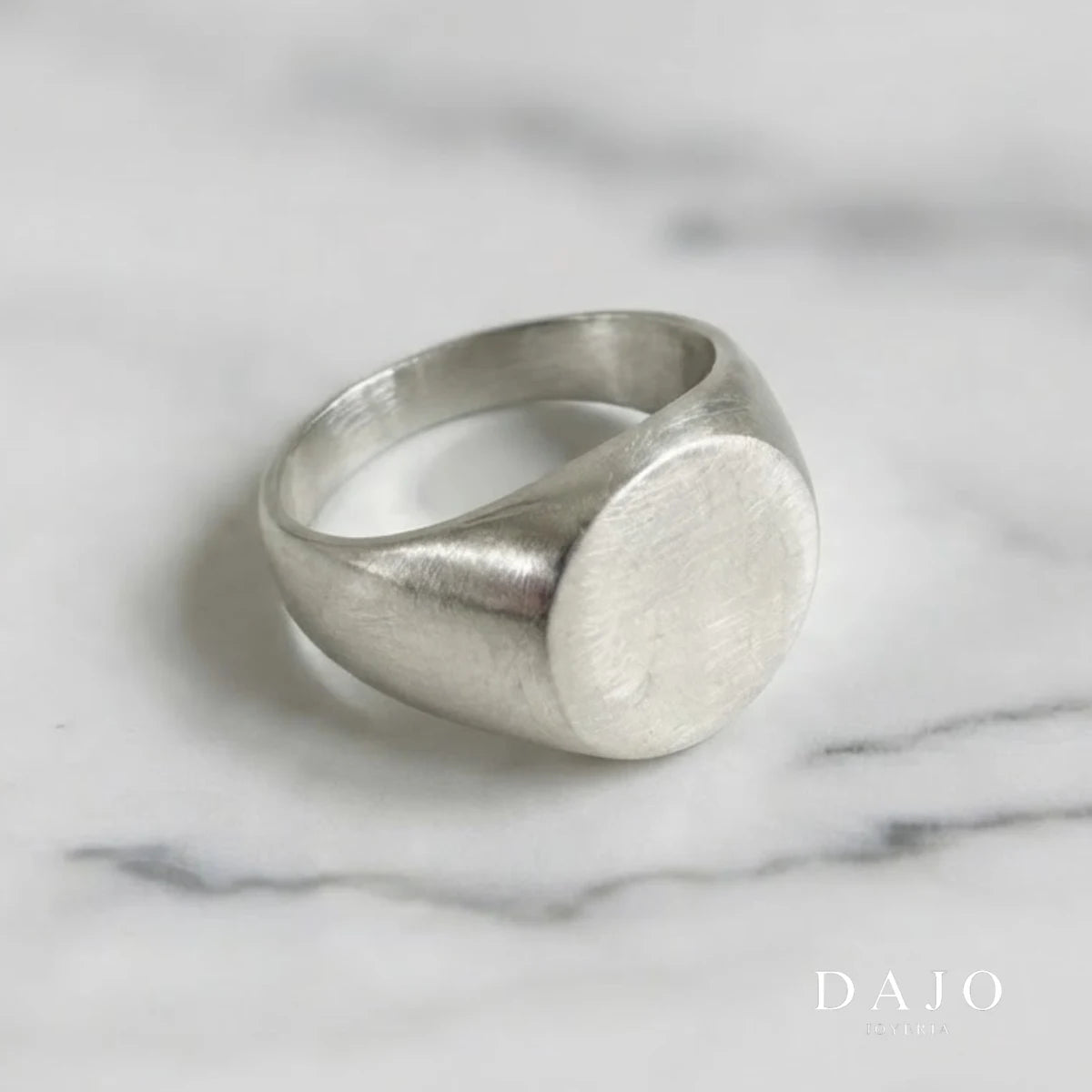 Anillo Sello Redondo plata .925 - regalo para novia o mama | DAJO Joyeria