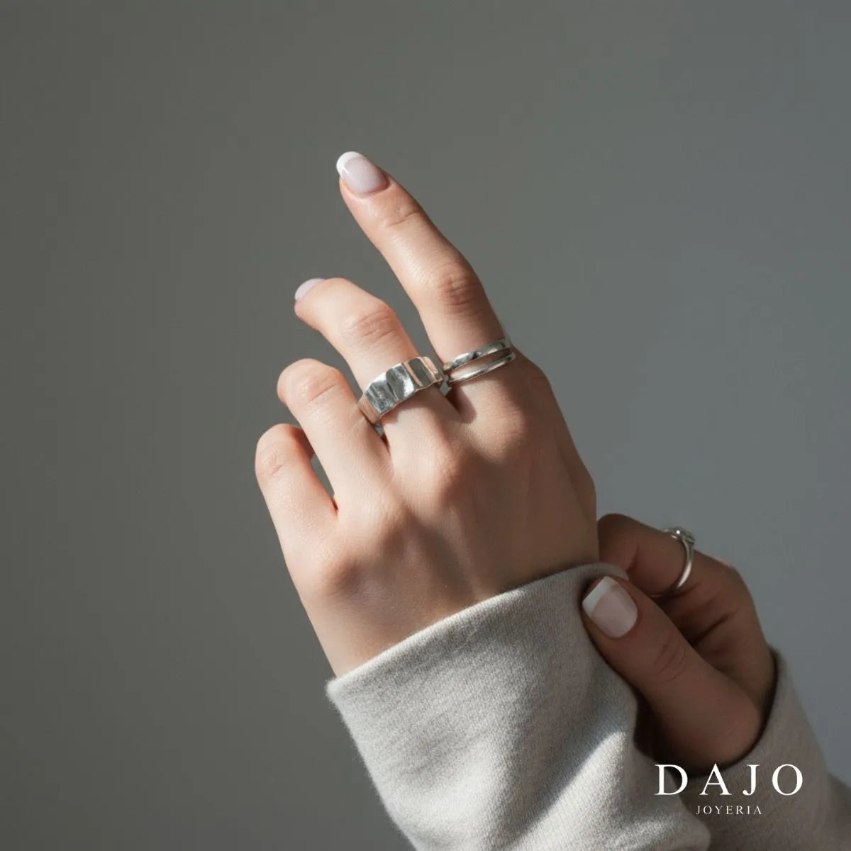 Anillo Irregular Domo